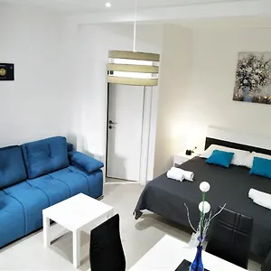 Seaeye Apartman